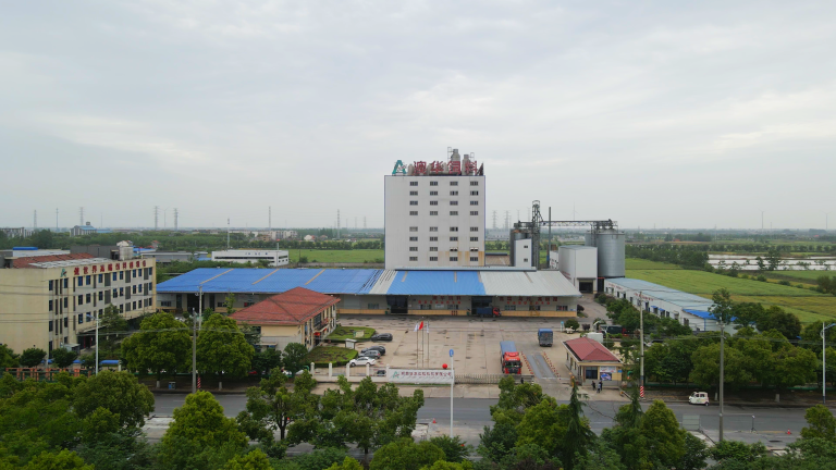 貴一點，賺更多！養戶親證澳華高端飼料的價值 | 成就養殖夢想·助力鄉村振興